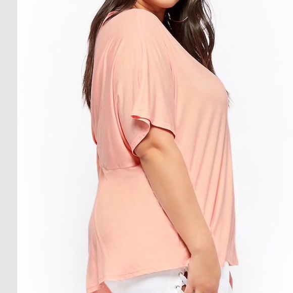 Plus size slub knit twist back - Picture 4 of 5